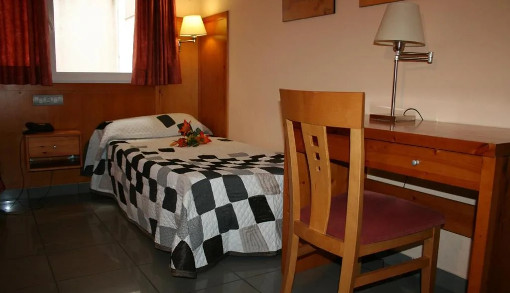 Habitación Individual — El Pinche de Oro