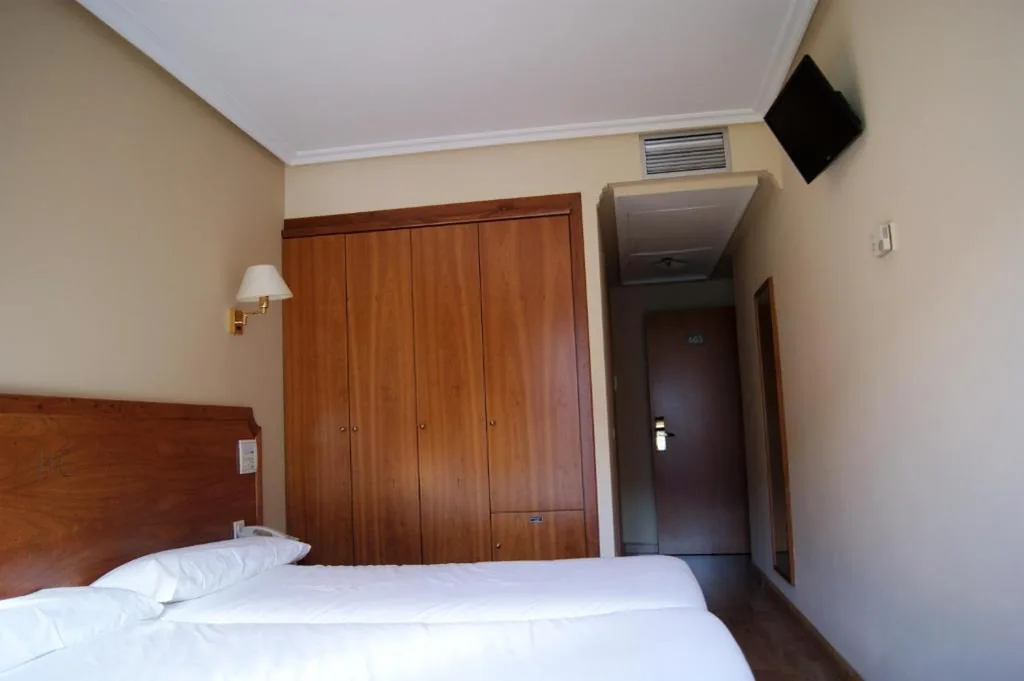 Quarto duplo - 1 cama — El Retiro de Cardea