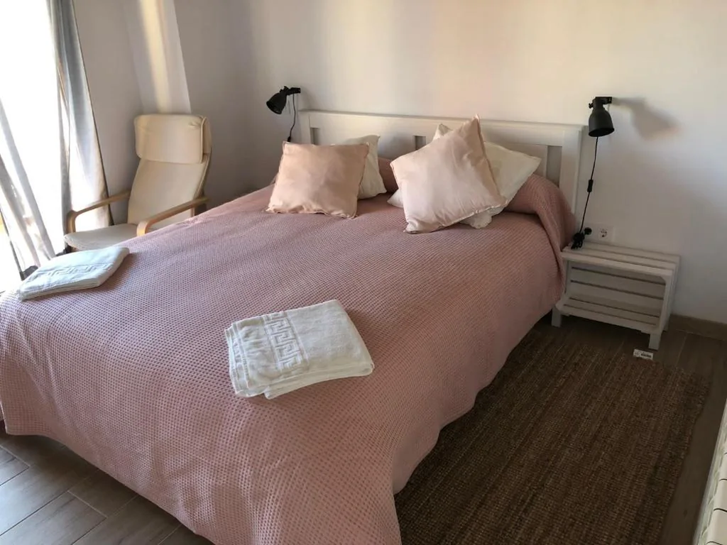 Habitación Familiar con balcón — El Rincon de Cabello