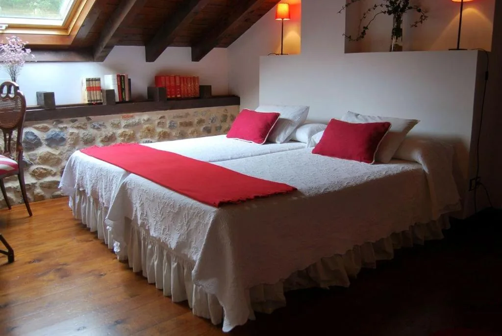 Habitación Doble Deluxe - 1 o 2 camas — El Rincón de Doña Urraca