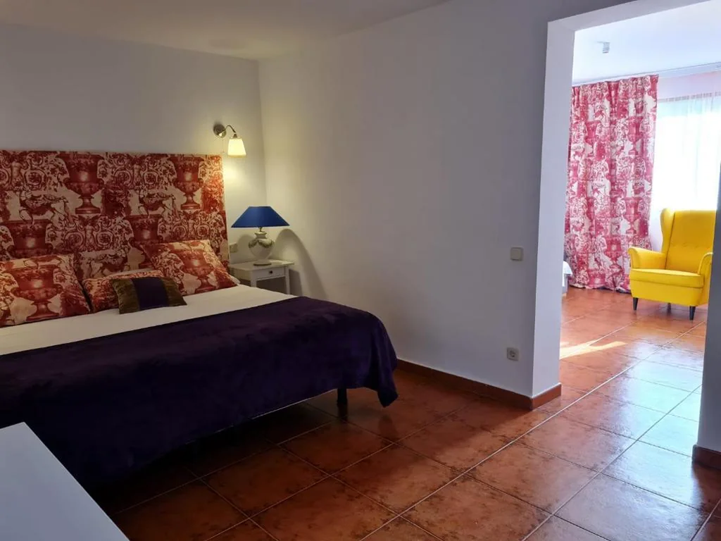 Estudio con sofá cama — El Rincón de la ESPE