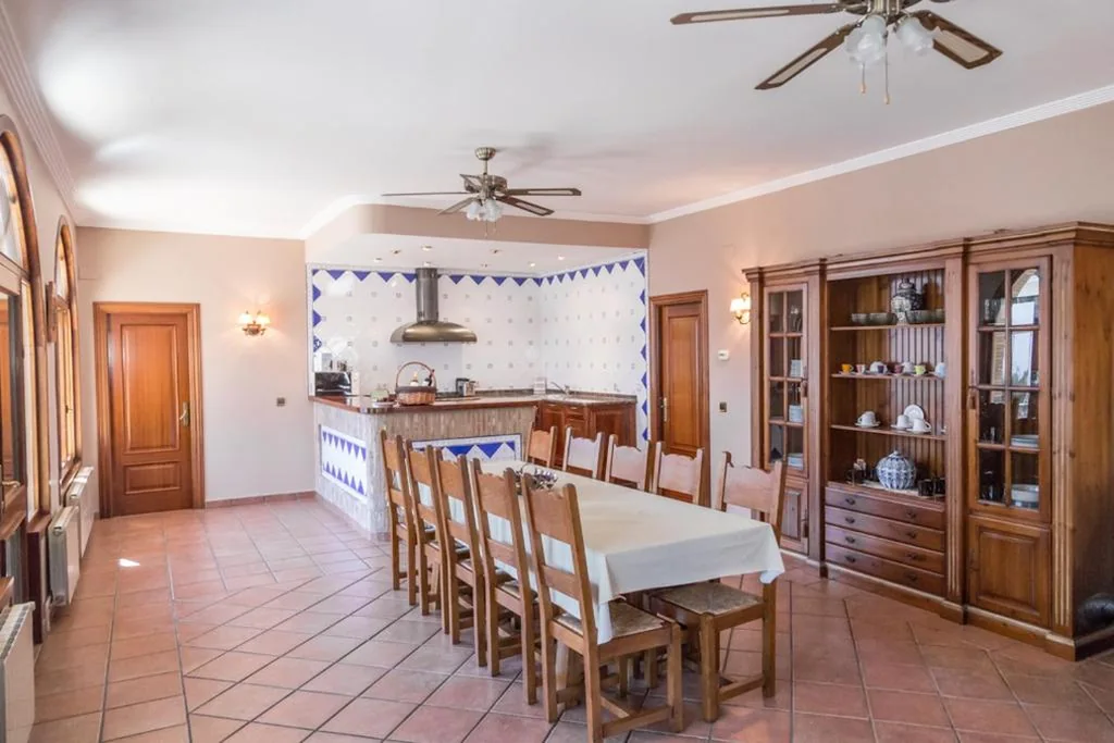 Casa con 4 camere da letto — El Rincón de las Bardenas