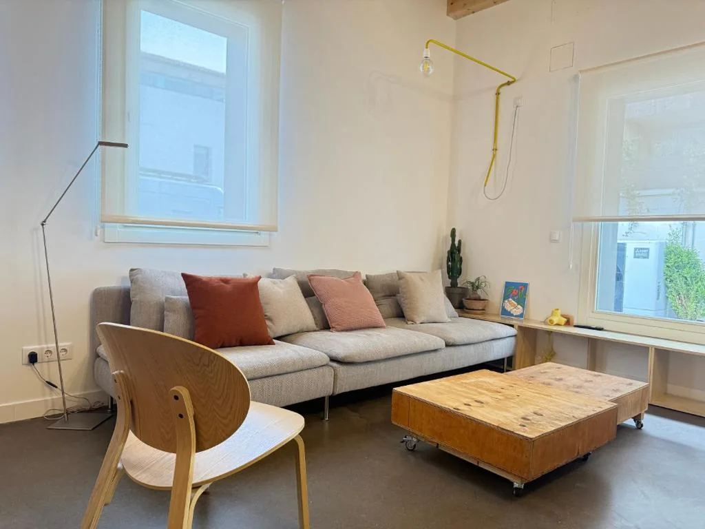 Habitación Doble con baño privado — El Santo Hostel