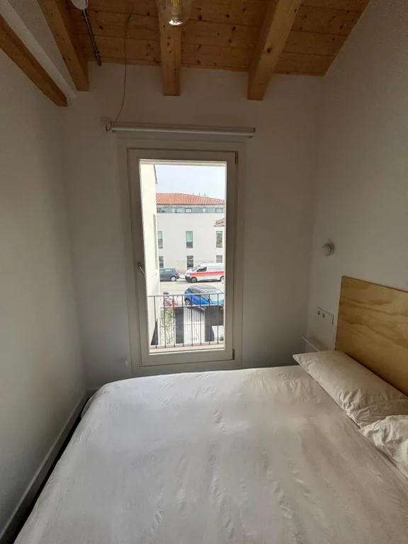 Habitación Doble con baño privado — El Santo Hostel