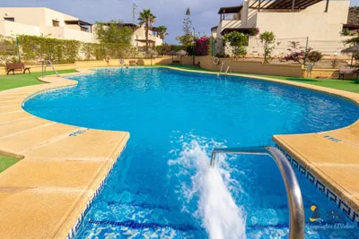 El Velero Piscina top y tranquilidad a 450m playa — foto 6