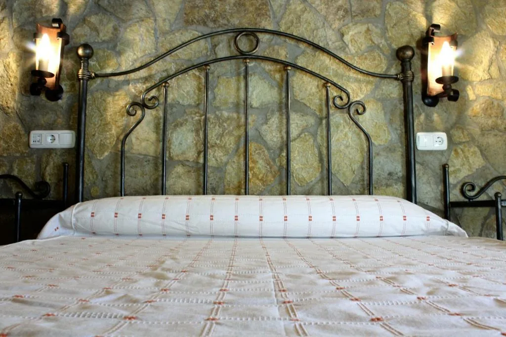 Camera con letto matrimoniale — El Ventorro Hospederia Rural