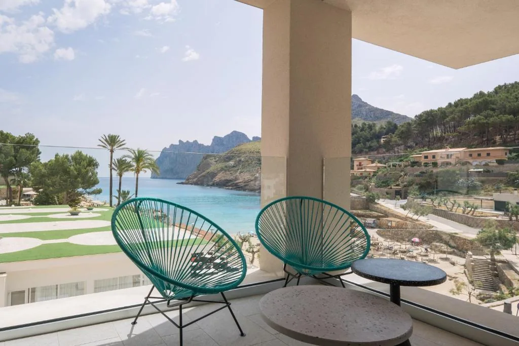Suite con terrazza e vista laterale sul mare — El Vicenç de la Mar - Adults Only - Over 12