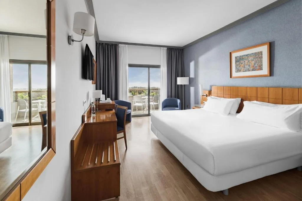 Habitación Doble - 1 o 2 camas (2 adultos) — Elba Vecindario Aeropuerto Business & Convention Hotel