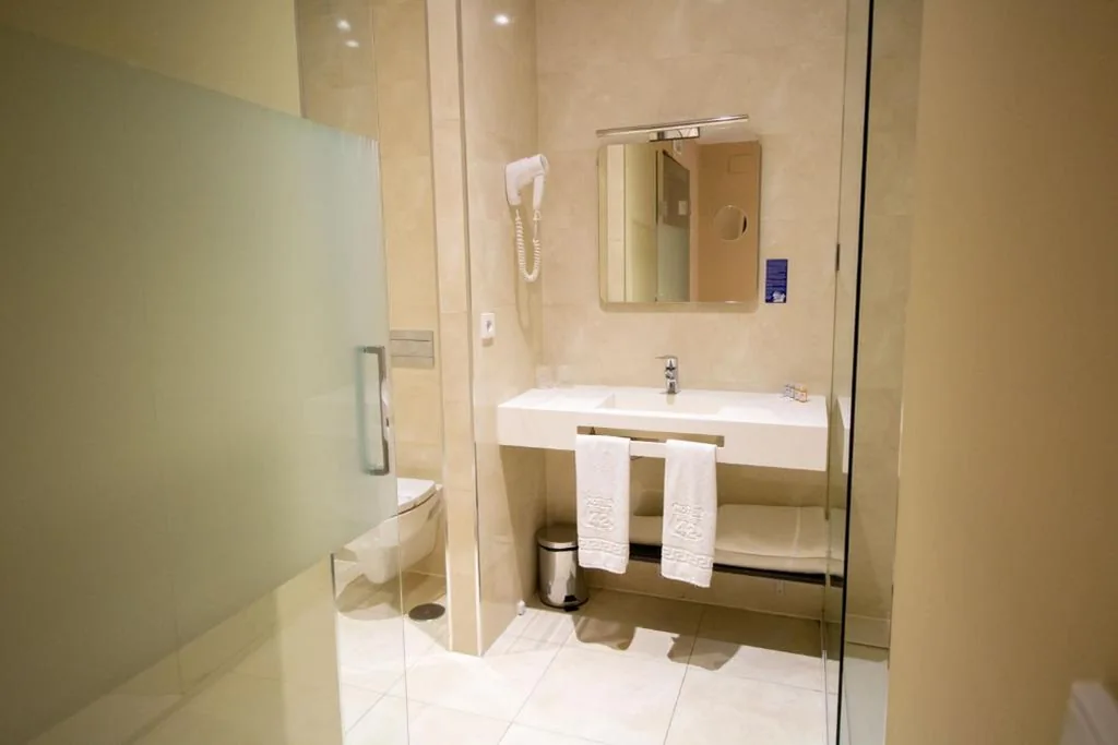 Habitación Doble Económica — Ele Route 42