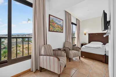Elisium Apartamentos — foto 2