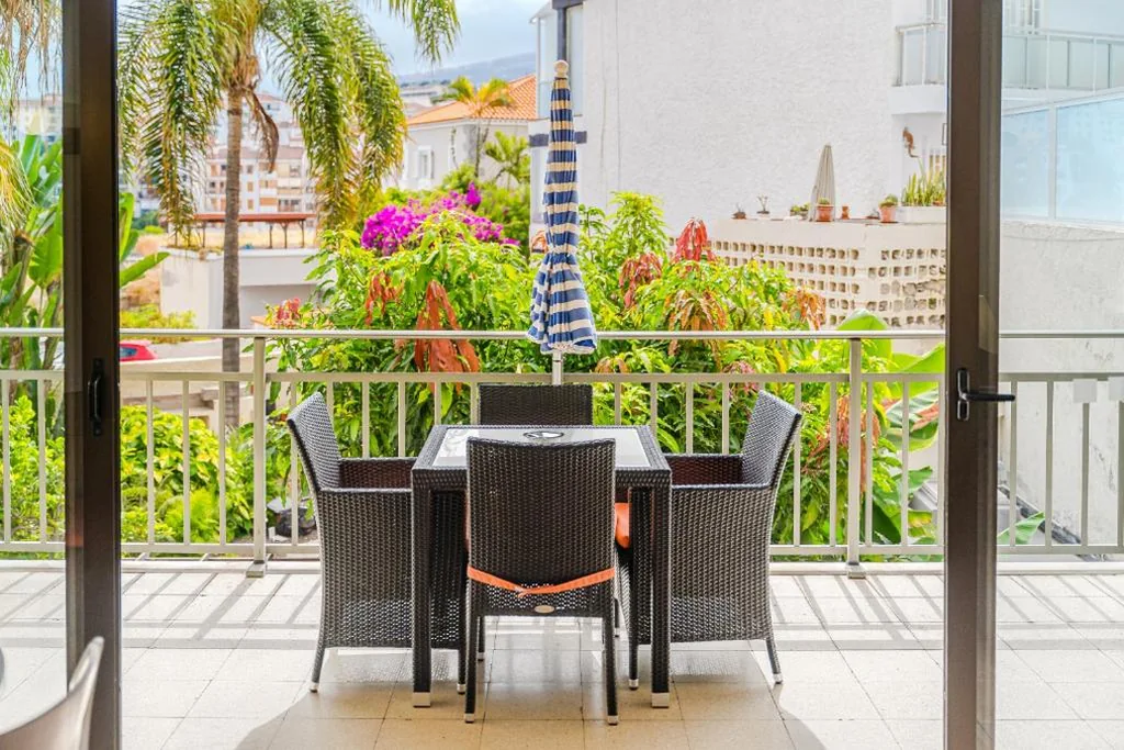 Suite Junior con vistas a la montaña — Elisium Apartamentos