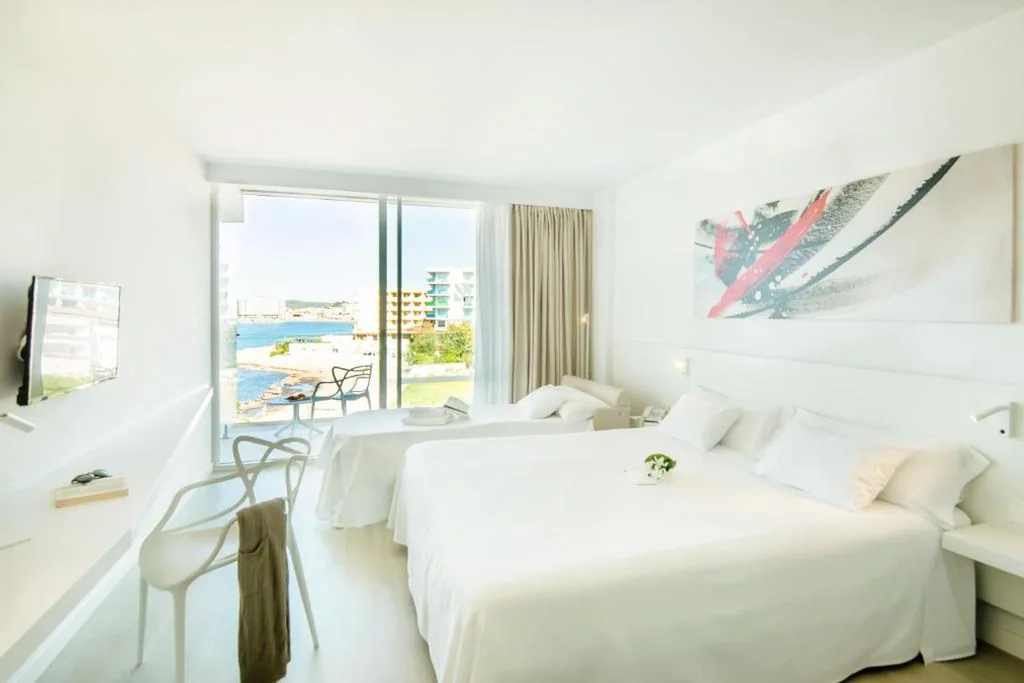 Double Room with Partial Sea View - 1 or 2 Beds — Els Pins Resort & Spa - Emar Hotels