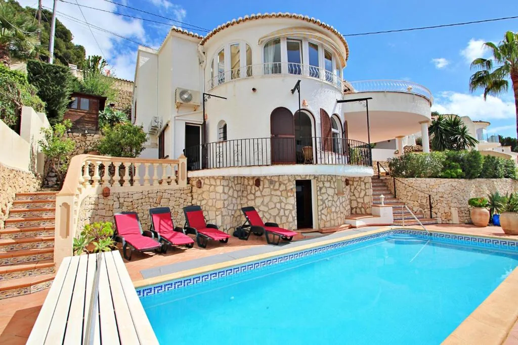 Villa con 2 camere da letto — Emi - private pool & sea view villa in Benissa