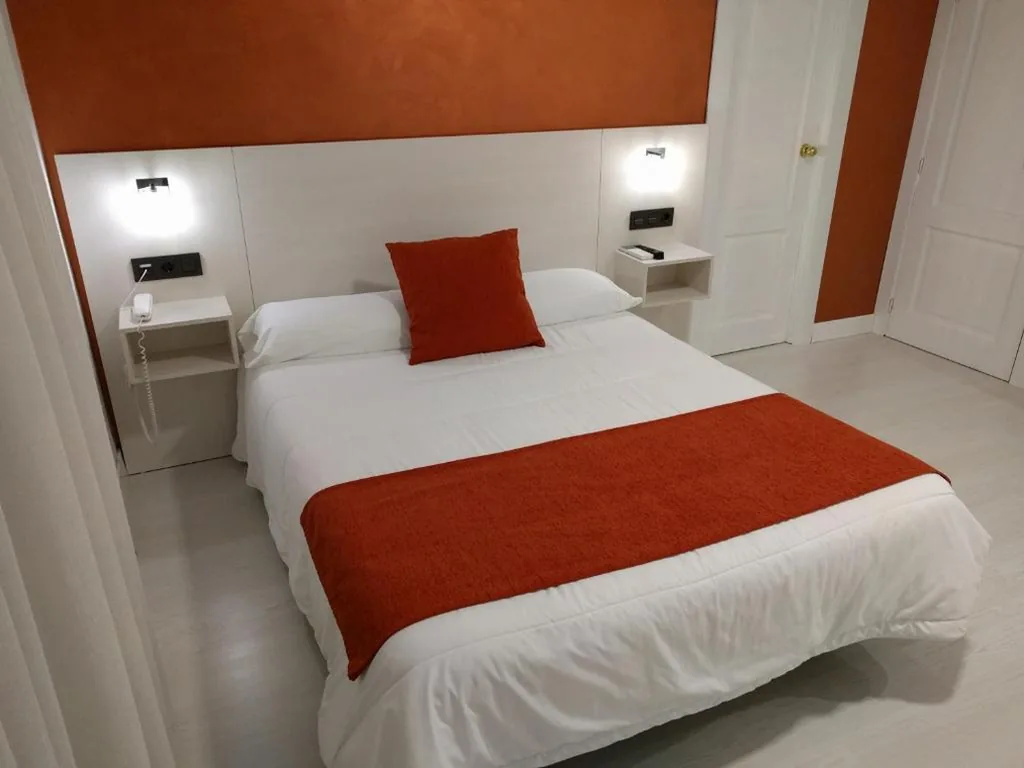 Quarto Individual — Emperatriz I