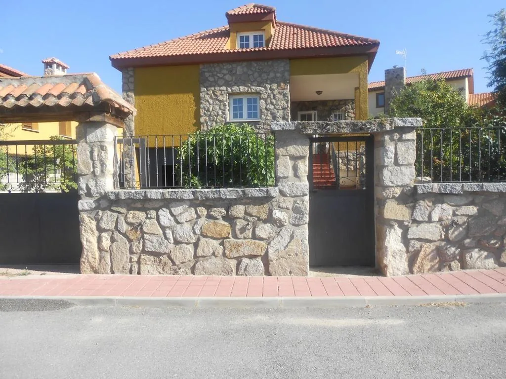 Haus mit 5 Schlafzimmern — En casa de Carlos
