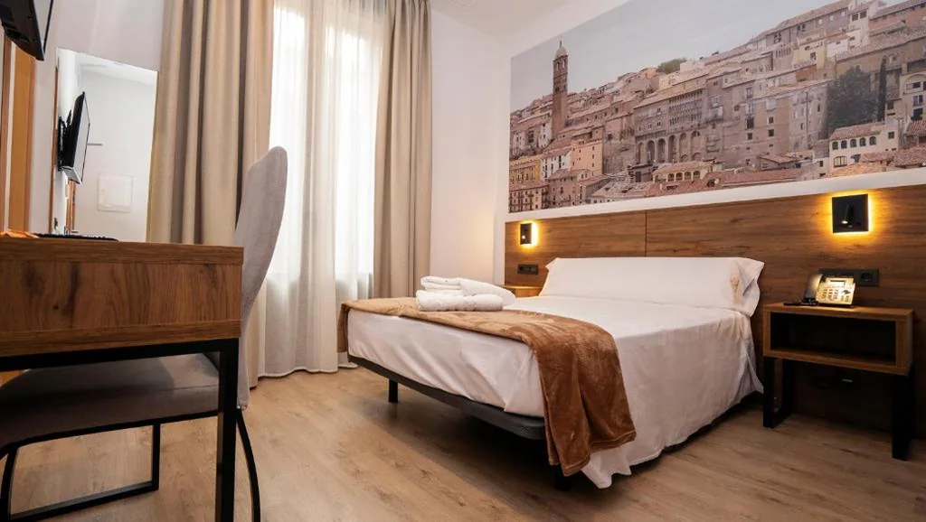 Camera Doppia con balcone - con 1 o 2 letti — Encanto Tarazona