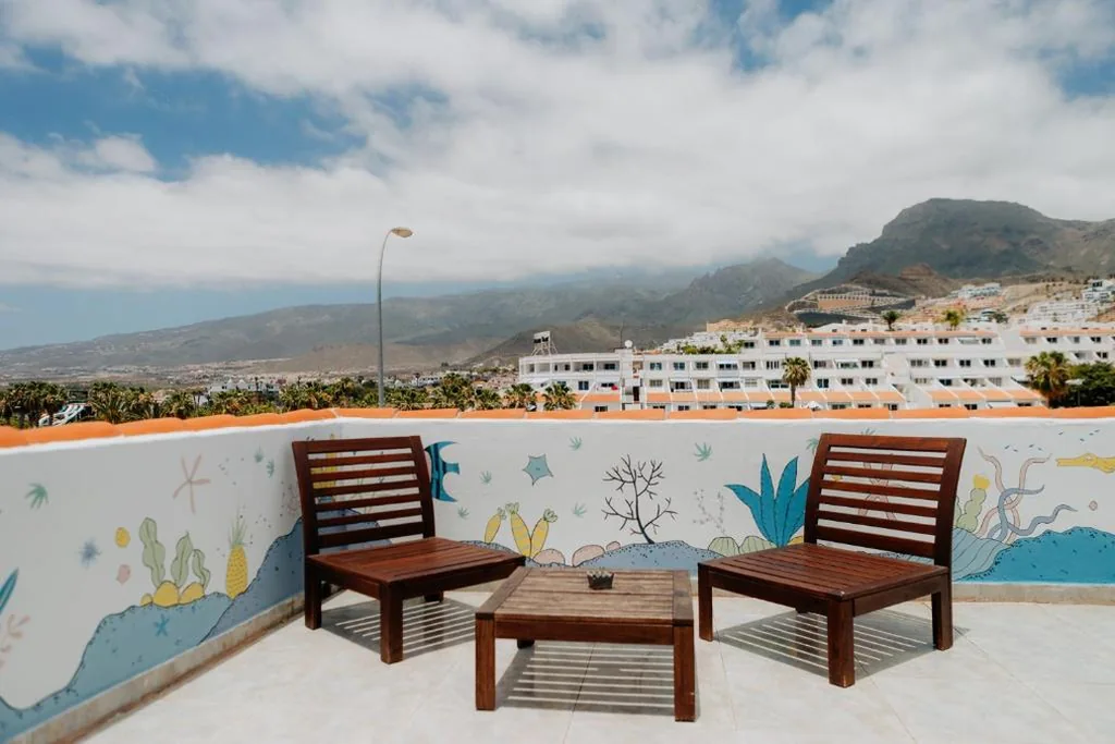 Bed in 4-Bed Female Dormitory Room with Terrace and Private Bathroom — Endless Summer Hostel