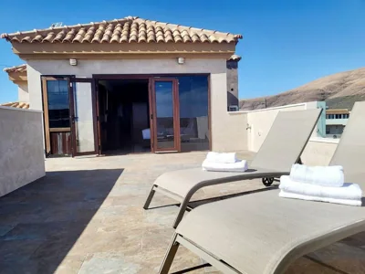 ENJOY House with Large Pool & Jacuzzi — foto 12