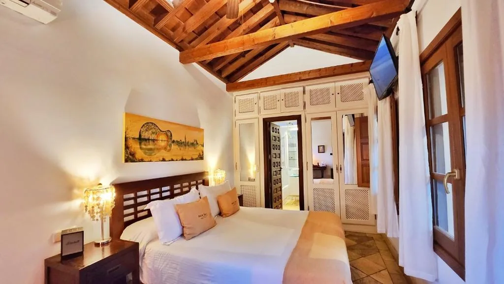 Habitación Doble Deluxe — Entre Dos Aguas Hotel Boutique
