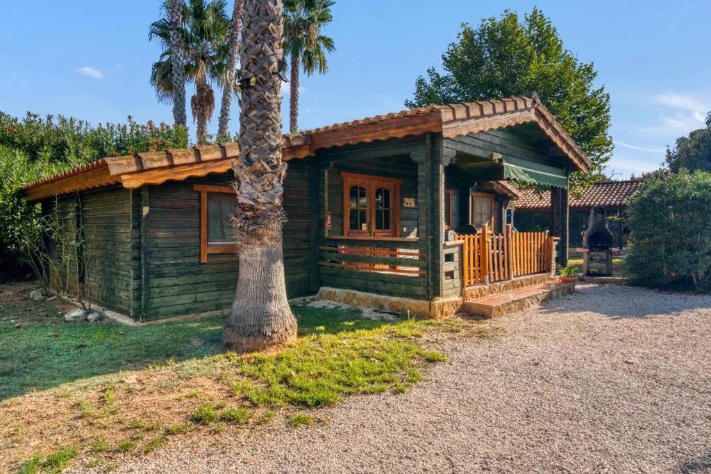 Apartamento de 3 dormitorios con vistas a las montañas — Entre Viejos Olivos