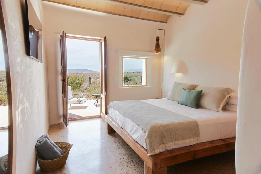 Habitación Doble con vistas al mar — EQUILICUÁ
