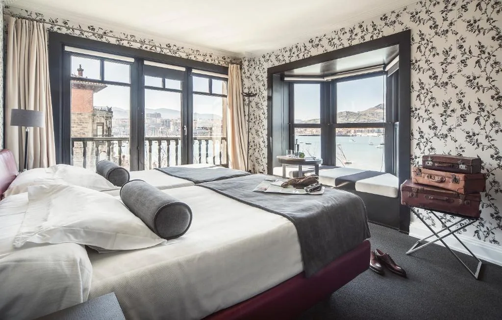 Camera doppia con vista sul mare - 1 o 2 letti — Ercilla Embarcadero Hotel