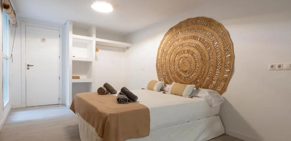 Habitación Doble con baño privado — Ereta Rooms Habitaciones baño privado