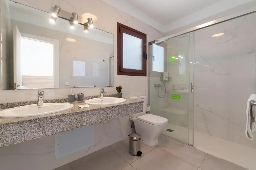 别墅 — Ereza Villas La Granja