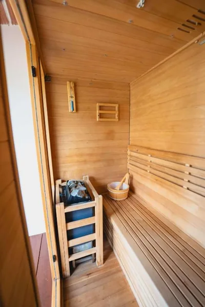Es Mirador de Vernissa. Jacuzzi, sauna y piscina — foto 9