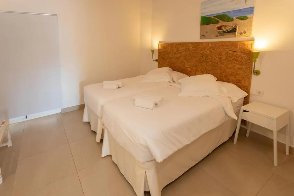 Familienzimmer — Es Mitjorn Hotel