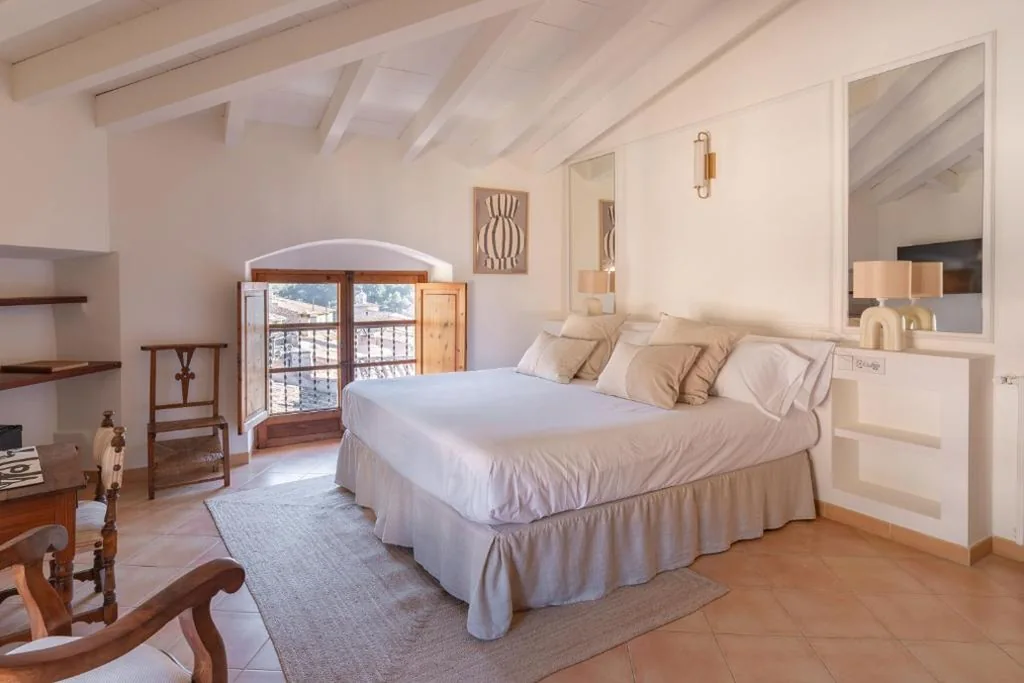 Quarto Duplo Superior - 1 ou 2 camas — Es Petit de Valldemossa