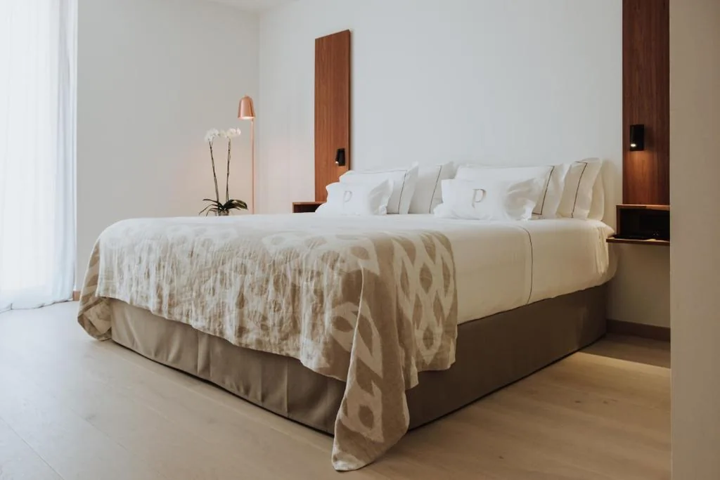 Habitación Triple con acceso al spa — Es Princep - The Leading Hotels of the World