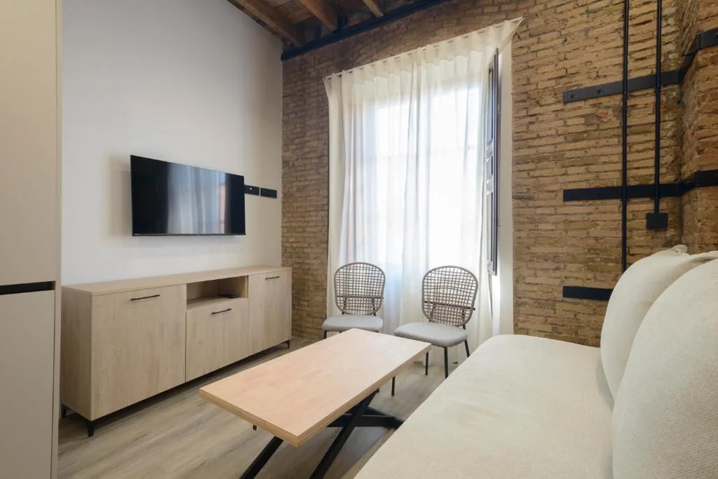 Apartment mit 2 Schlafzimmern und Balkon — Escolástica Suites Centro