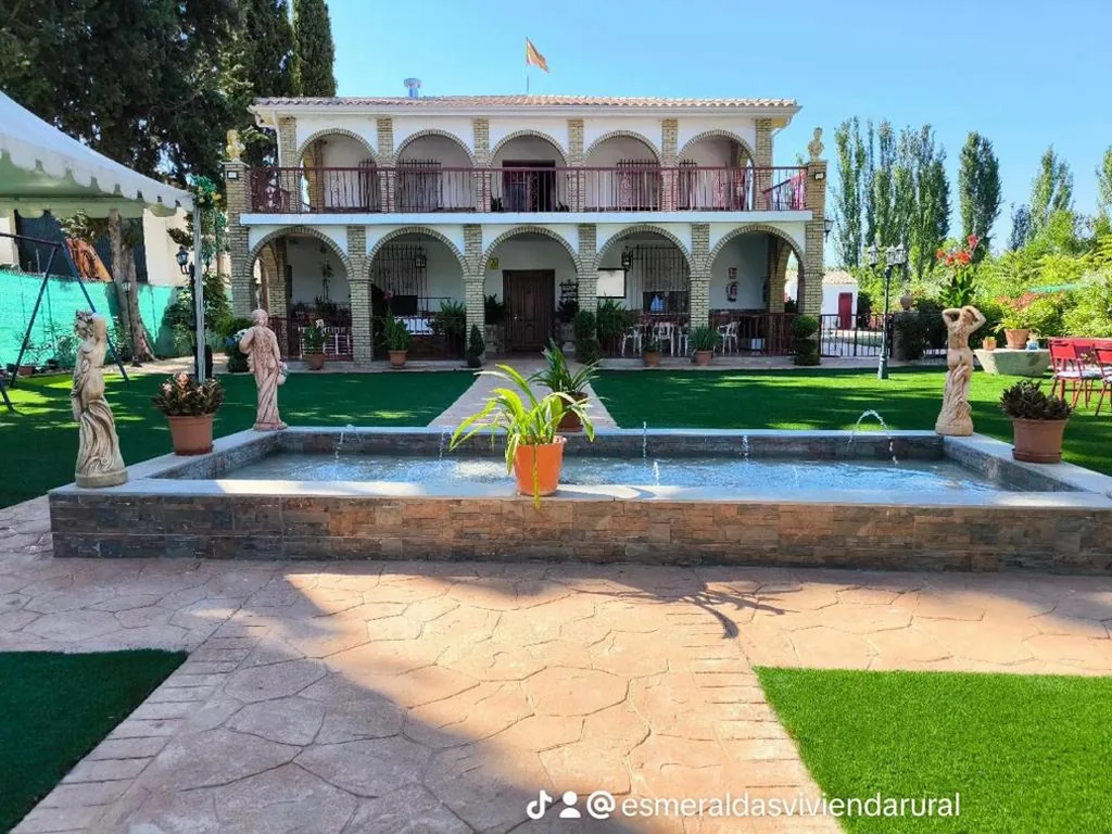 Casa de 4 dormitorios — Esmeraldas Vivienda Rural