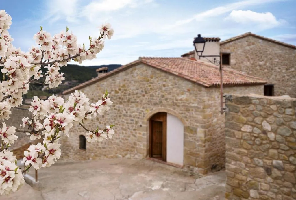 Espacioso pajar con chimenea y BBQ en el Matarraña