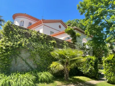 Espectacular Casa Chateau en el centro de Olot — photo 4