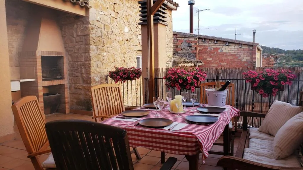 Casa con 4 camere da letto — ESPECTACULAR CASA RURAL CA L'ESQUERRÉ
