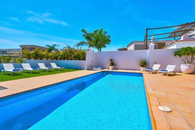 Espectacular Villa Aurora By Paramount Holidays — 写真 10
