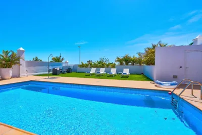 Espectacular Villa Aurora By Paramount Holidays — 写真 11