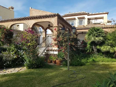 espectacular villa puerto marina playa — foto 6