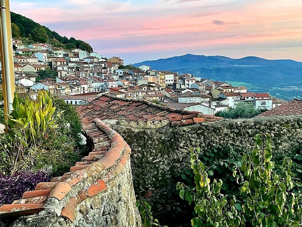 Casa con 5 camere da letto — Espejo del Tiétar - La comodidad de baños en suite
