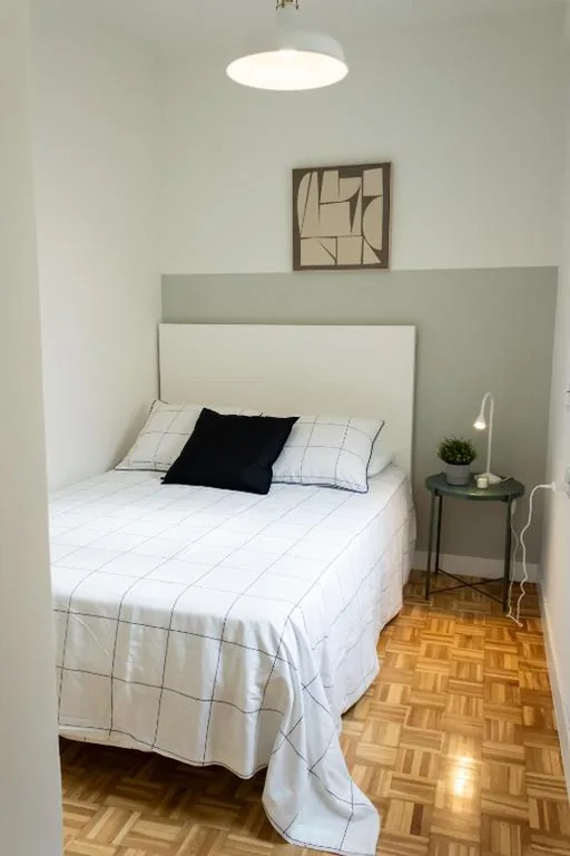 Camera doppia con bagno in comune — Espejo