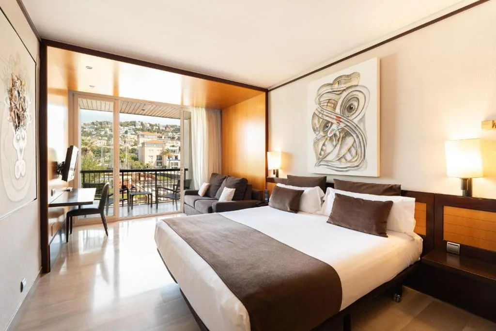 Habitación Doble con balcón - 1 o 2 camas — Estela Barcelona