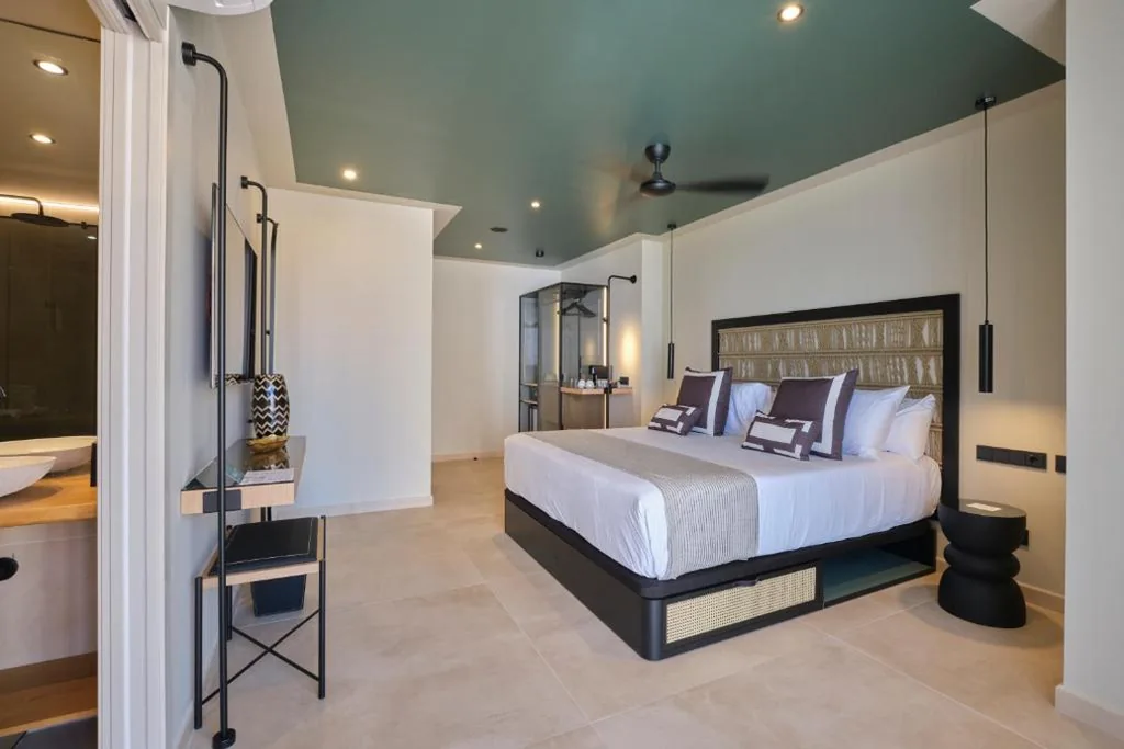 Doppelzimmer mit Stadtblick und Balkon — ESTIMAR Marina Farnals