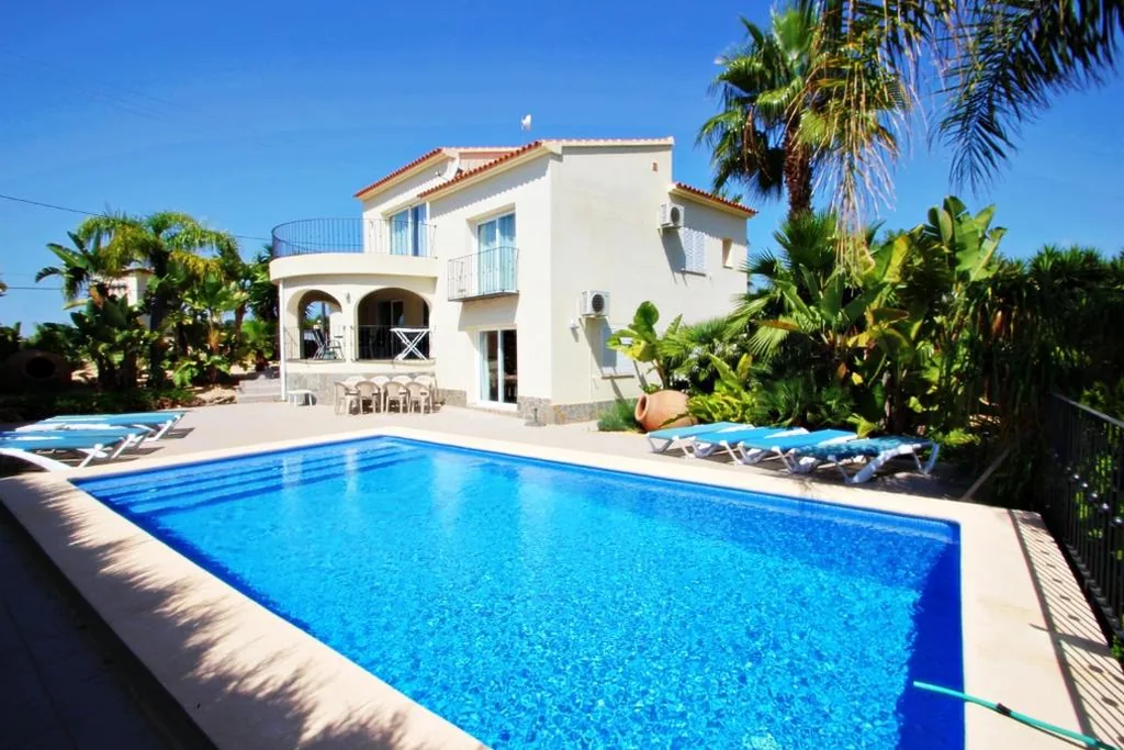 Moradia — Estrella - holiday home with stunning views and private pool in Benissa