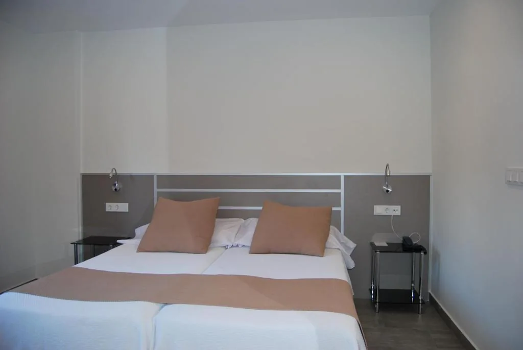 Camera quadrupla — Estudiotel Alicante