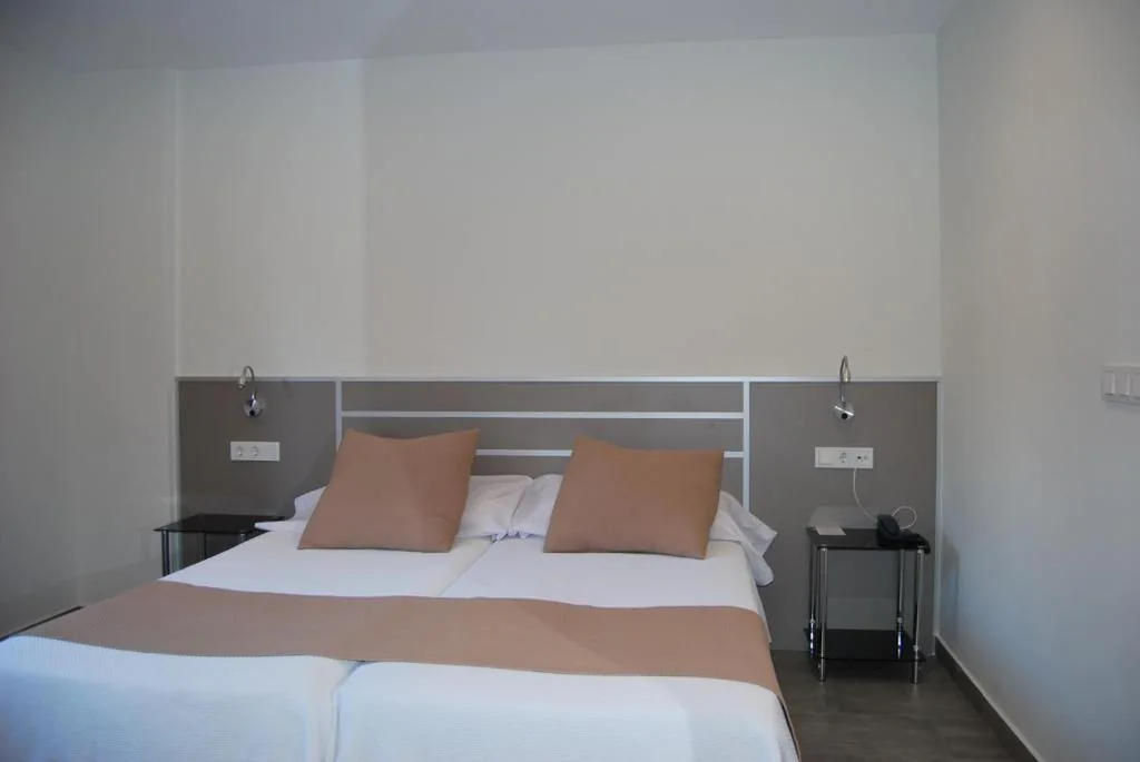 Camera doppia a uso singolo (1 adulto) — Estudiotel Alicante
