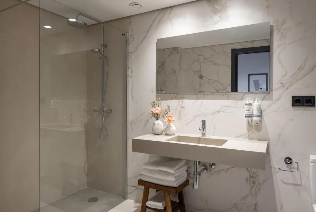 Habitación Doble Pequeña — EtxeAundi Hotel Boutique