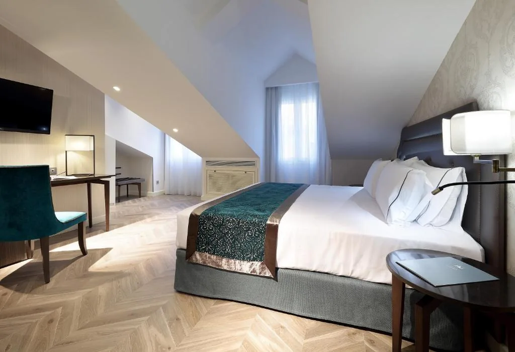 Doppelzimmer – 1 oder 2 Betten — Eurostars Casa de la Lírica