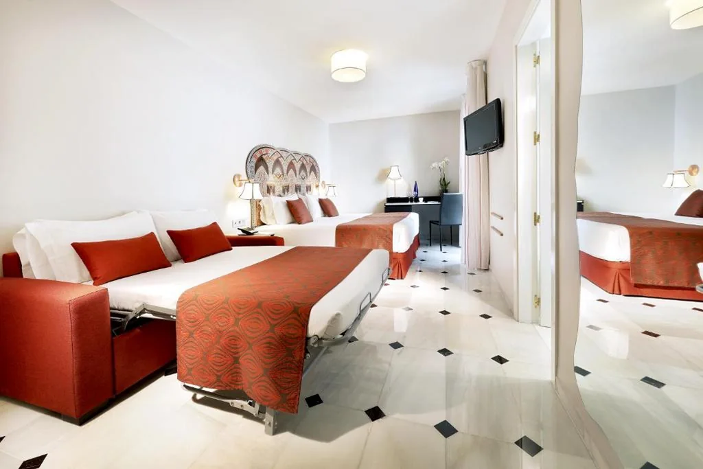 Chambre familiale Deluxe — Eurostars Conquistador